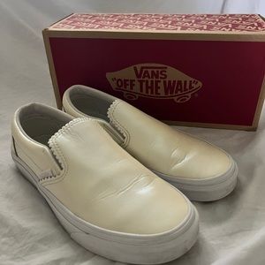 Vans slip on